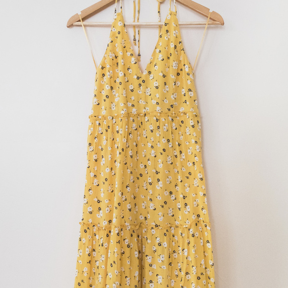 Abercrombie & Fitch Dresses & Skirts - Abercrombie & Fitch Tall Size Maxi Halter Dress